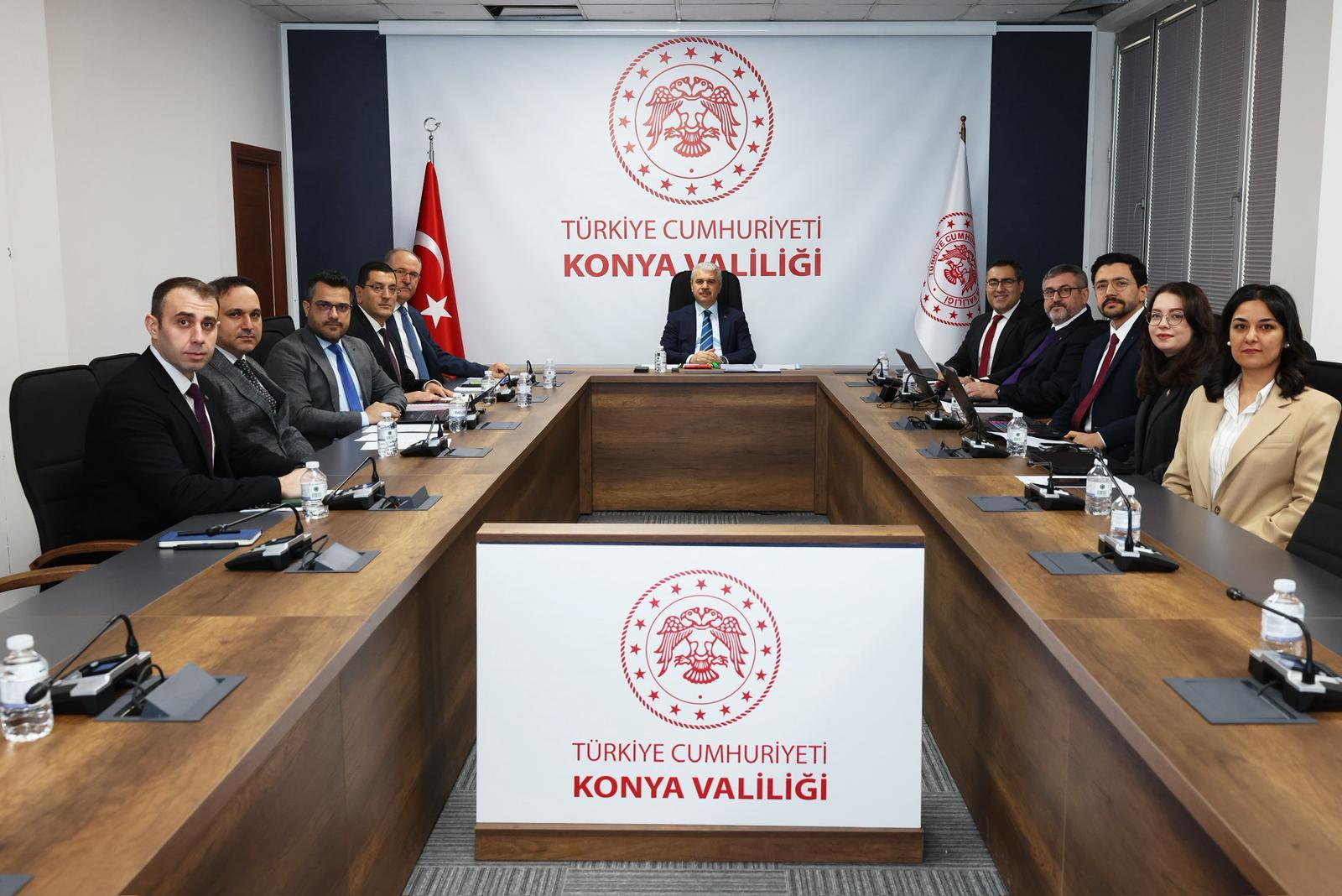 YÜRÜTME KURULU TOPLANTIMIZ KONYA VALİLİK BİNASINDA GERÇEKLEŞTİRİLDİ